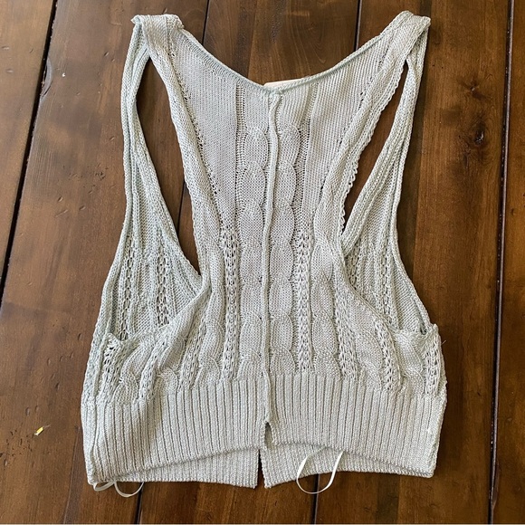 Free People Women's Light Green Knit Button-Down Tank Crop Top Size M $78 MSRP - Picture 2 of 9